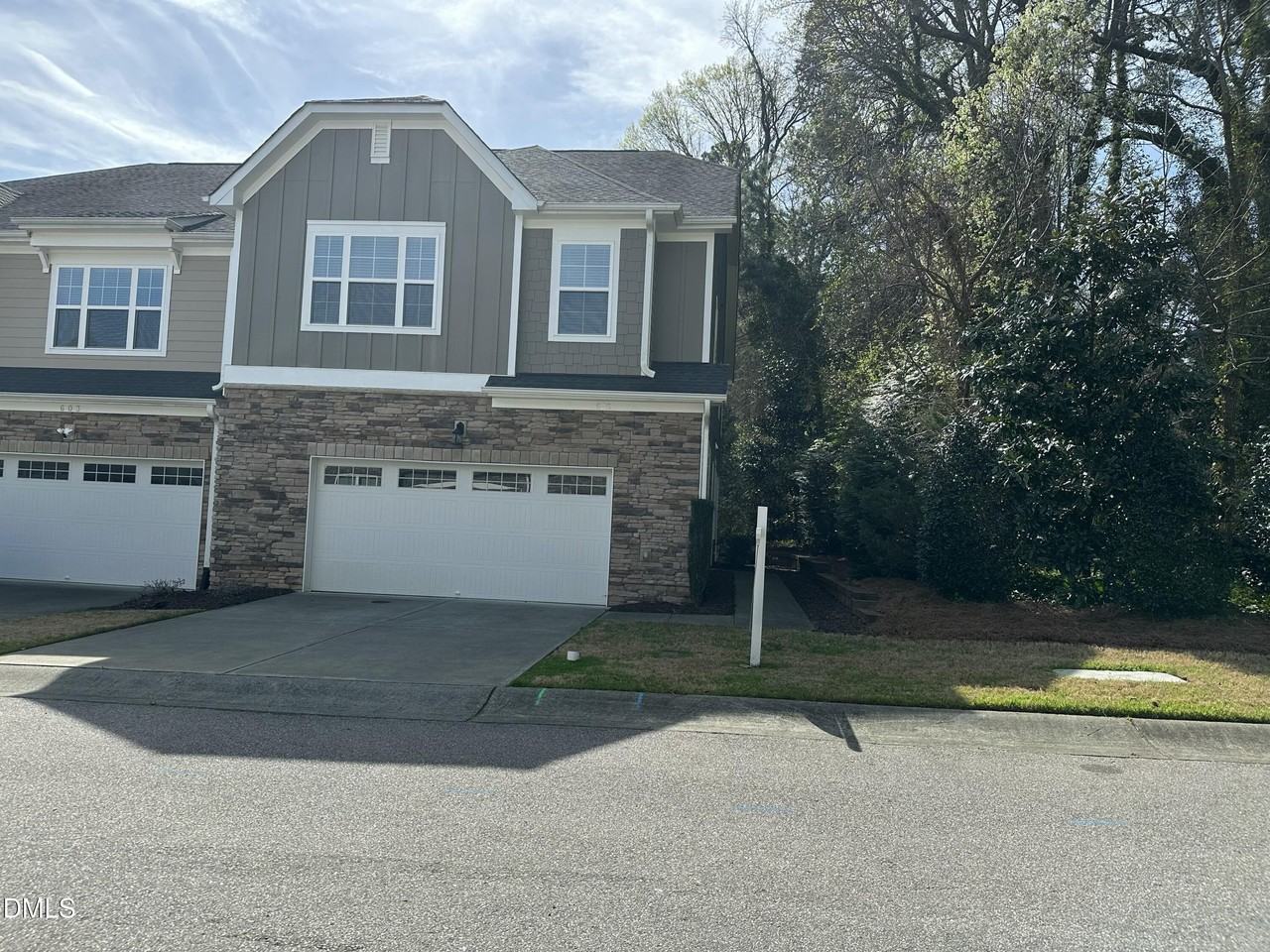 605 Birchwood Crest Trl - Photo 2 of 19