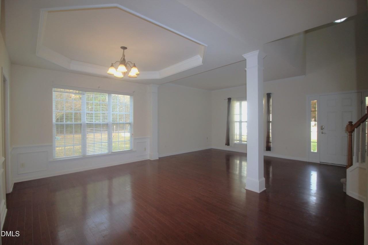 350 Euphoria Cir - Photo 4 of 31