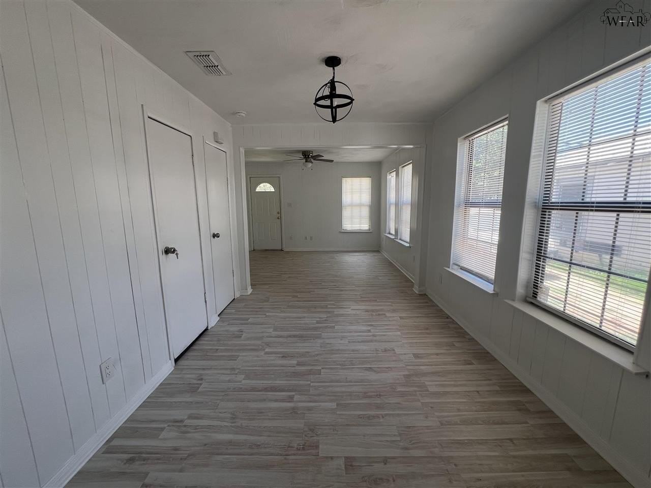 1514 23rd St - Photo 5 of 22