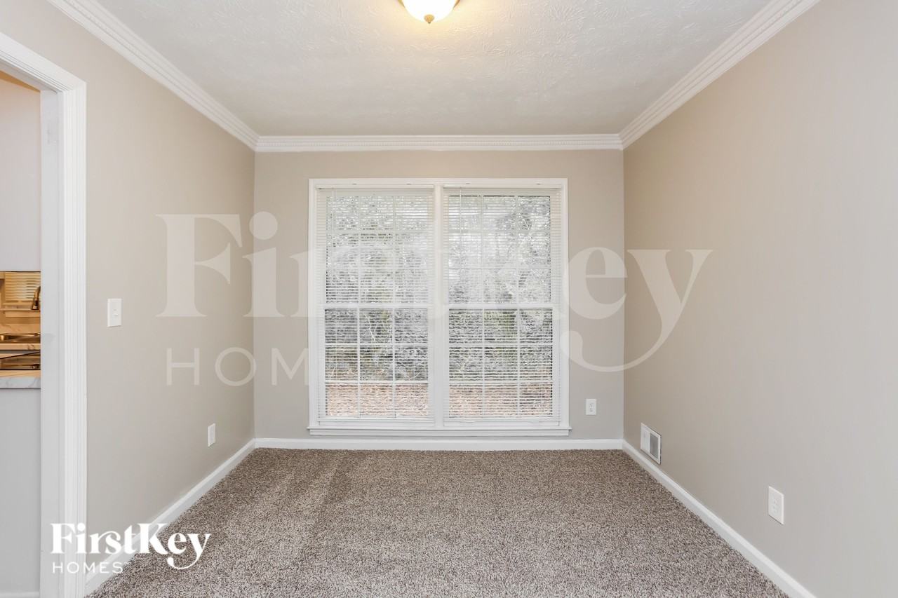 2881 Hickory Trl - Photo 5 of 19