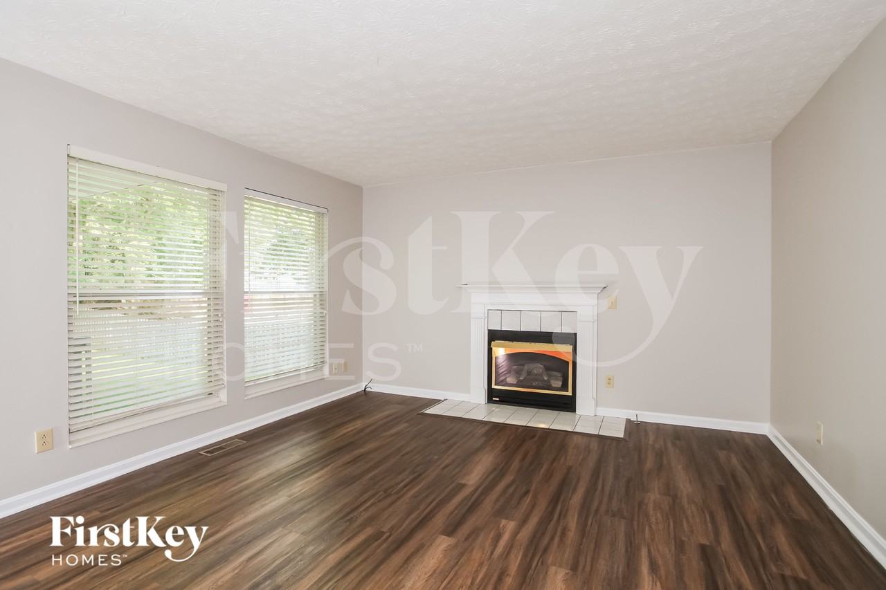 1088 Heritage Trce - Photo 4 of 16