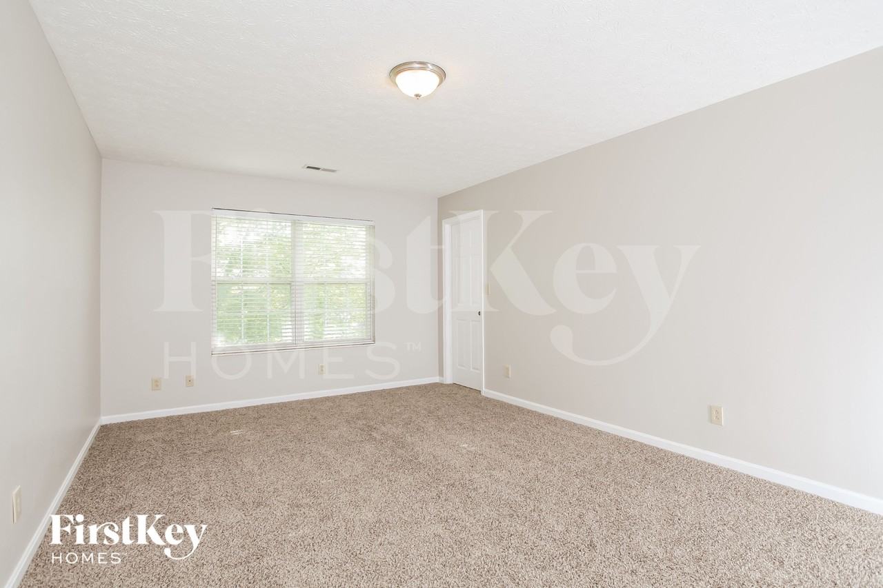 1088 Heritage Trce - Photo 7 of 16