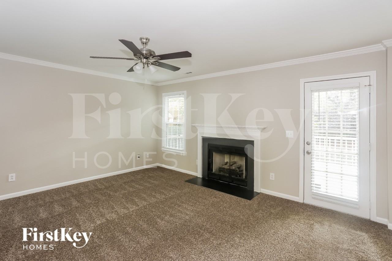 4316 Poplar Grove Dr - Photo 5 of 16