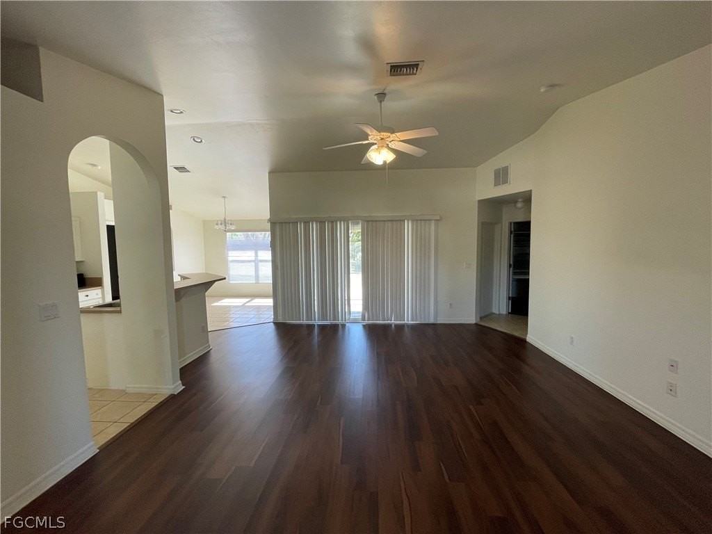 1428 Sw 29th St - Photo 2 of 22