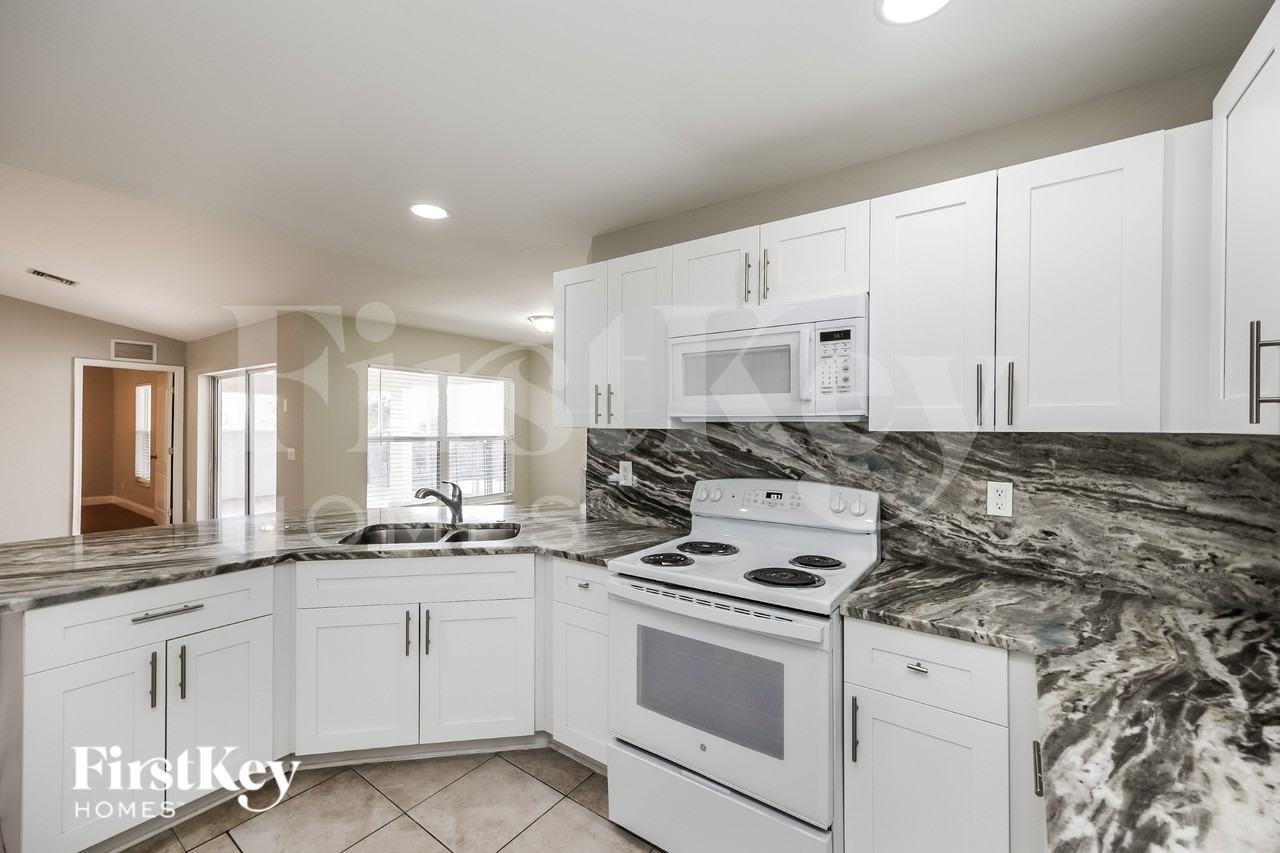 3612 14th St Sw - Photo 7 of 15