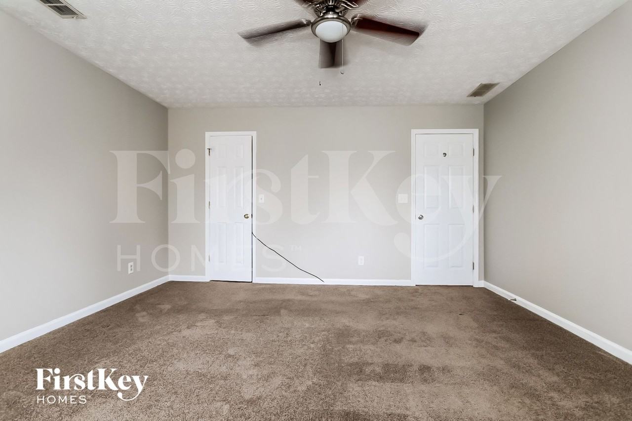 2988 Winding Way Sw - Photo 7 of 15