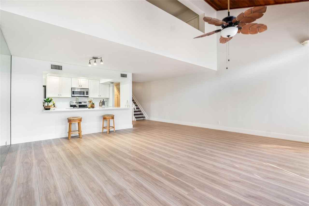 7920 Nw 11th Ct - Photo 6 of 37