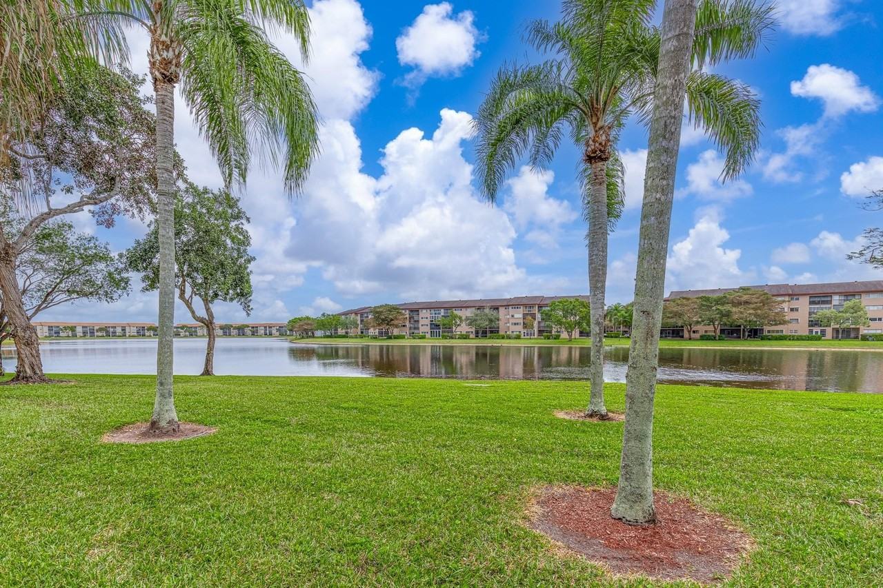 901 Sw 141st Ave Apt 406m