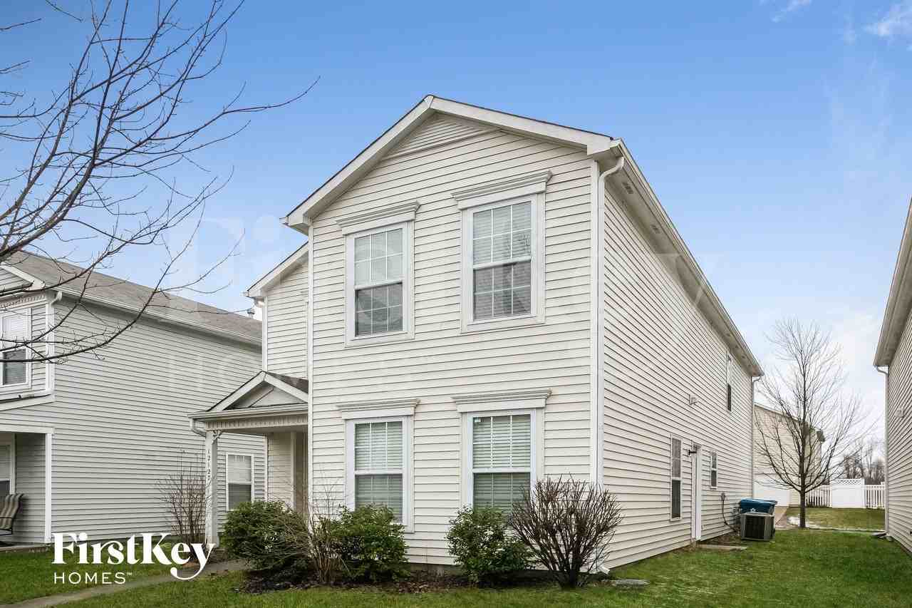 12127 Maize Dr - Photo 2 of 15