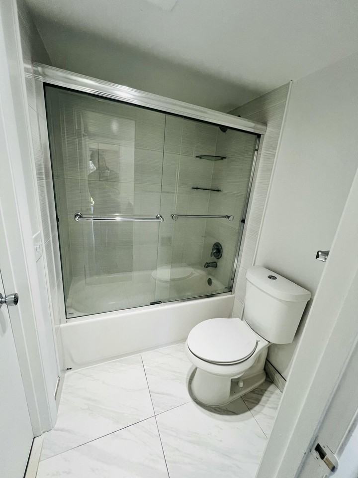 4657 Fountains Dr S Apt 107 - Photo 6 of 18