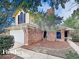 811 W Lynn Creek Dr - Photo 1 of 1