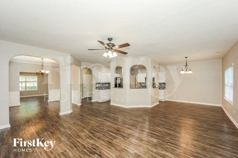 7864 Wrotham Cir - Photo 2 of 16