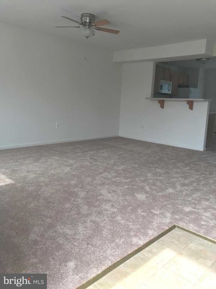 411 Independence Dr - Photo 2 of 11