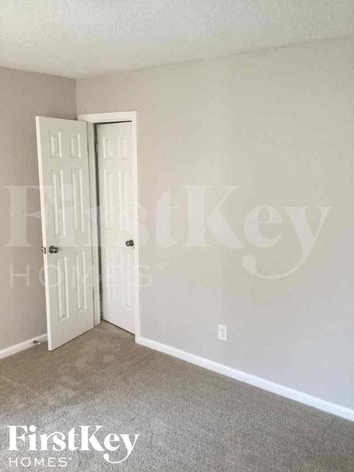 5929 Duren Meadows Dr - Photo 5 of 26