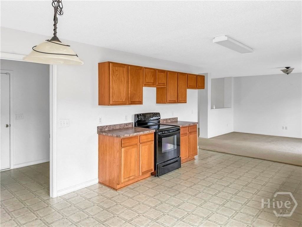 7 Blackberry Ln - Photo 3 of 17