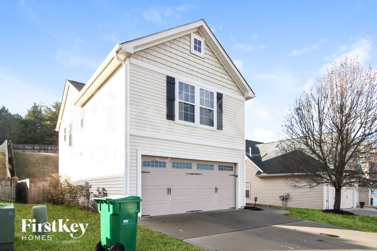 4640 Midstream Crossing Dr - Photo 3 of 16