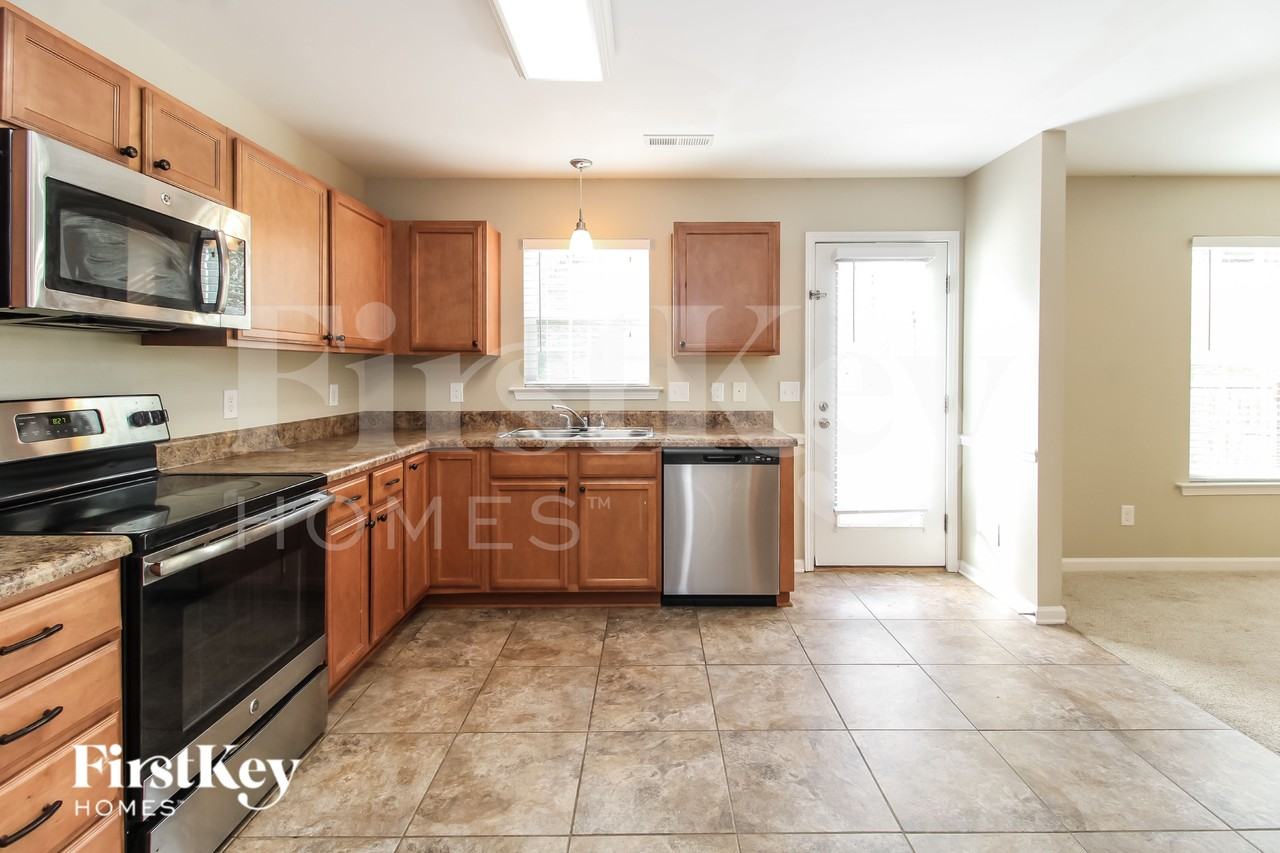 4640 Midstream Crossing Dr - Photo 7 of 16