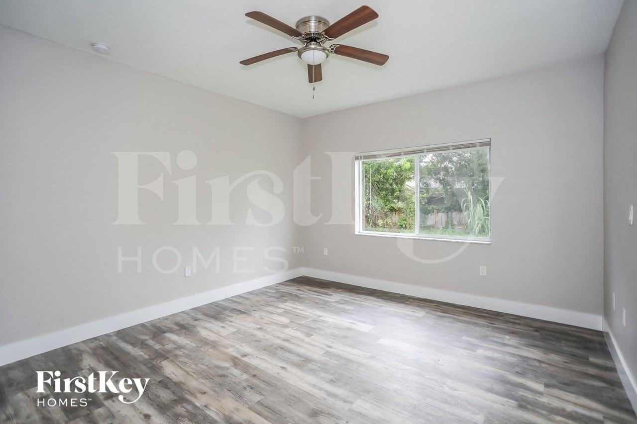 28168 Sw 134th Ct - Photo 7 of 15