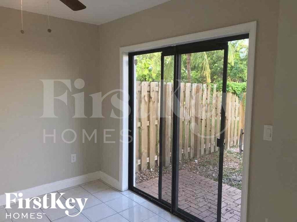 19740 Swpl - Photo 7 of 16