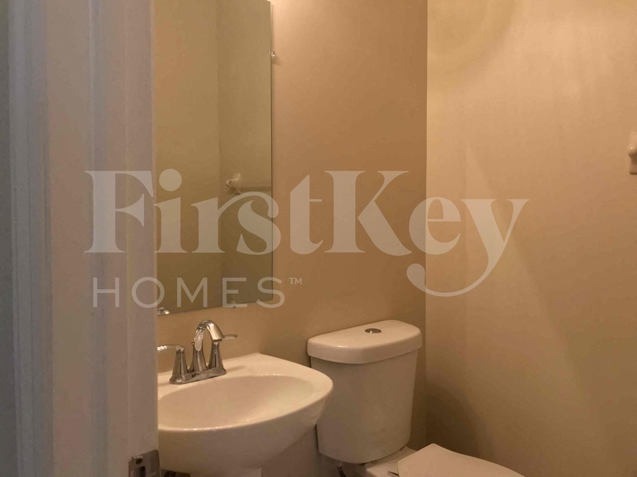 181 Neplace - Photo 4 of 17