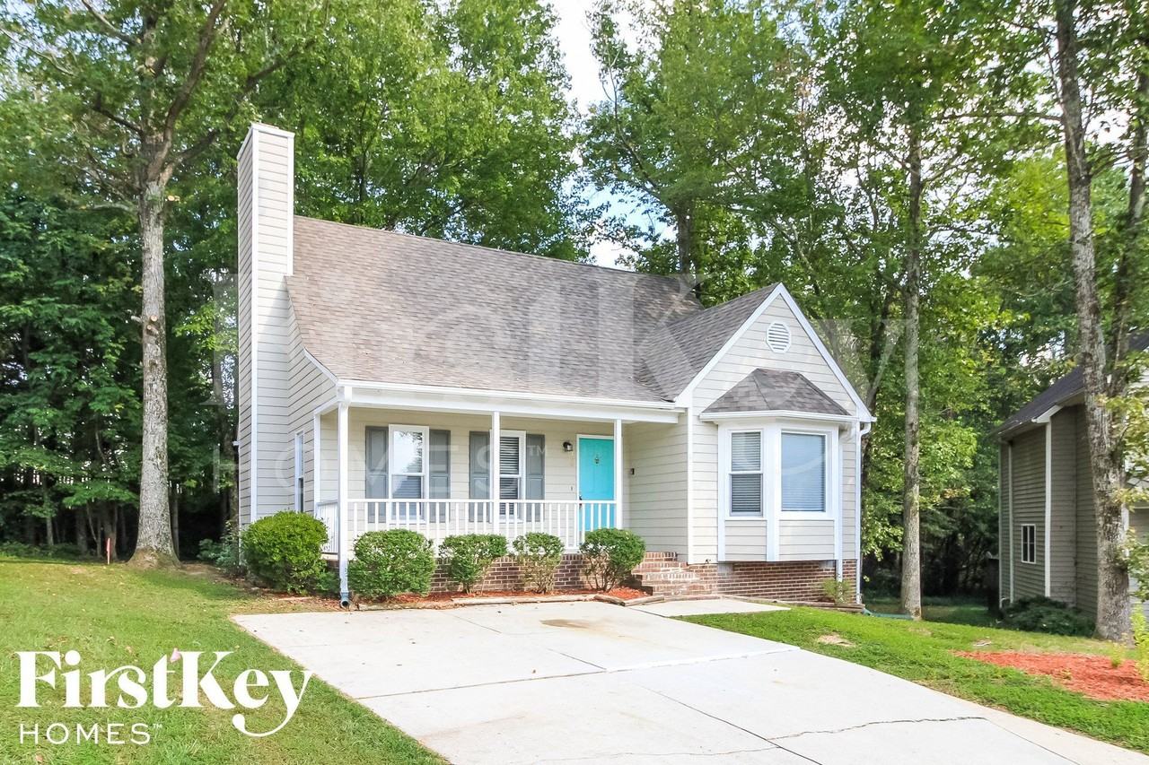 18 Planters Wood Trl - Photo 2 of 15