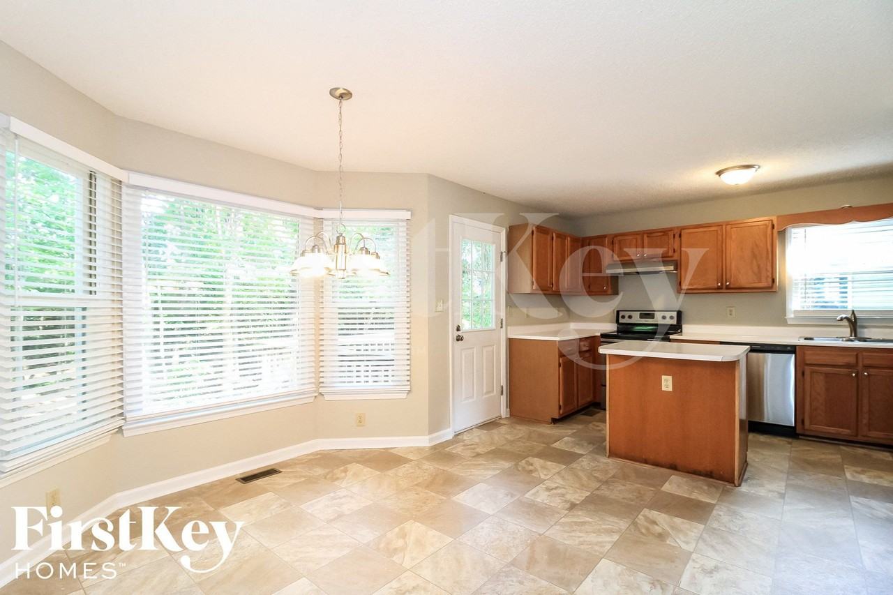 18 Planters Wood Trl - Photo 6 of 15