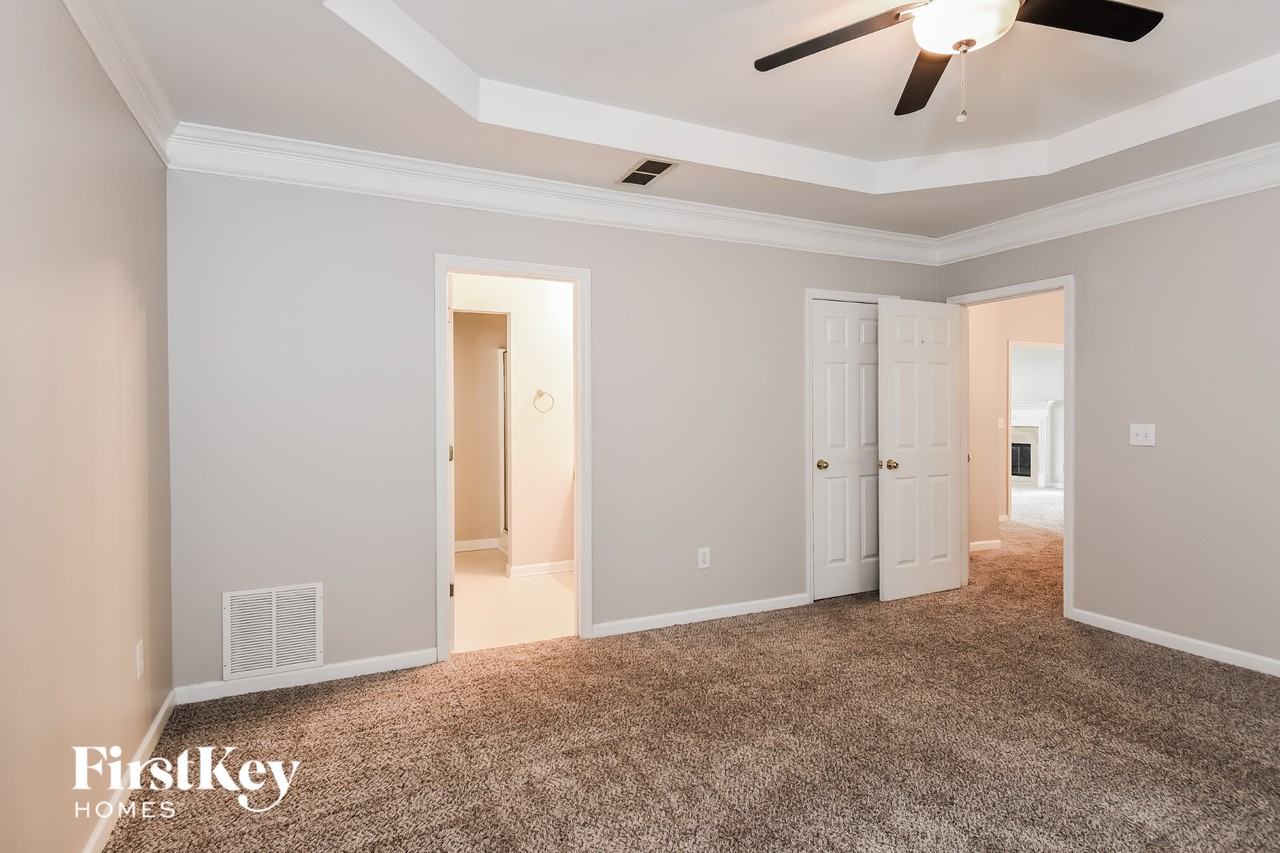 135 Lexington Parke Dr - Photo 7 of 15