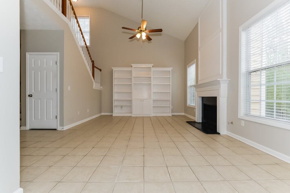 416 Heathcliff Ct - Photo 5 of 17