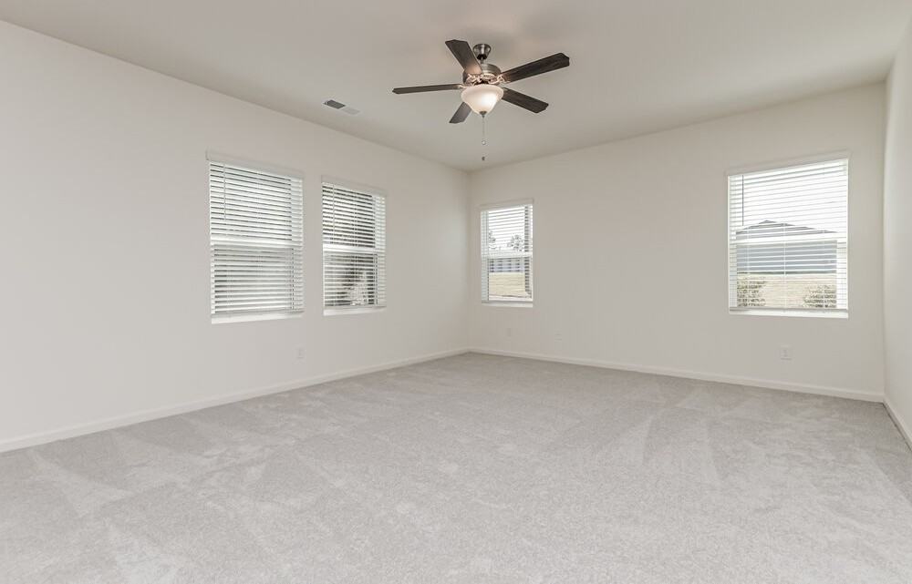 7008 Rochford Dr - Photo 4 of 17