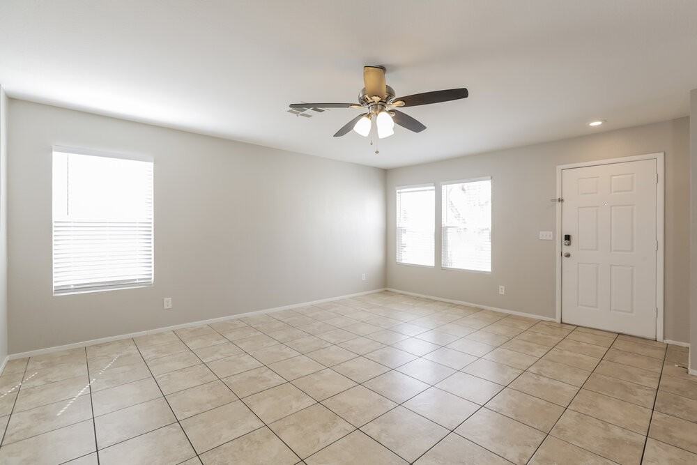 1024 Skyforest Dr - Photo 3 of 16