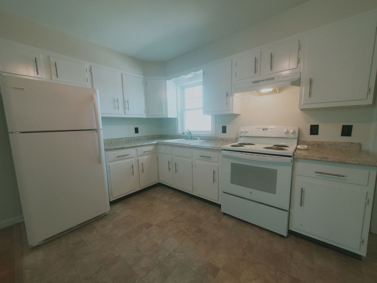 38 Horton St #2 - Photo 2 of 7