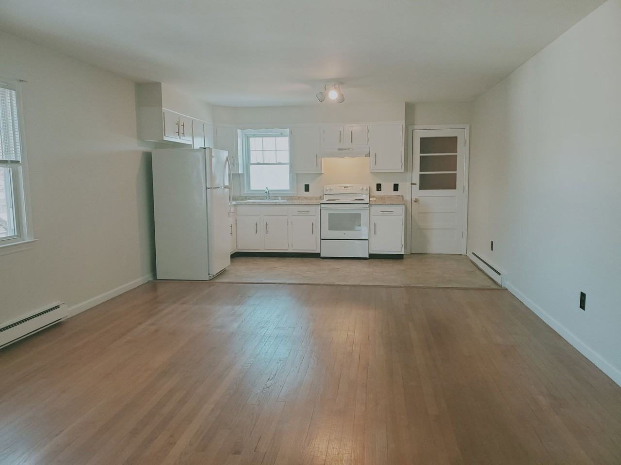 38 Horton St #2 - Photo 5 of 7