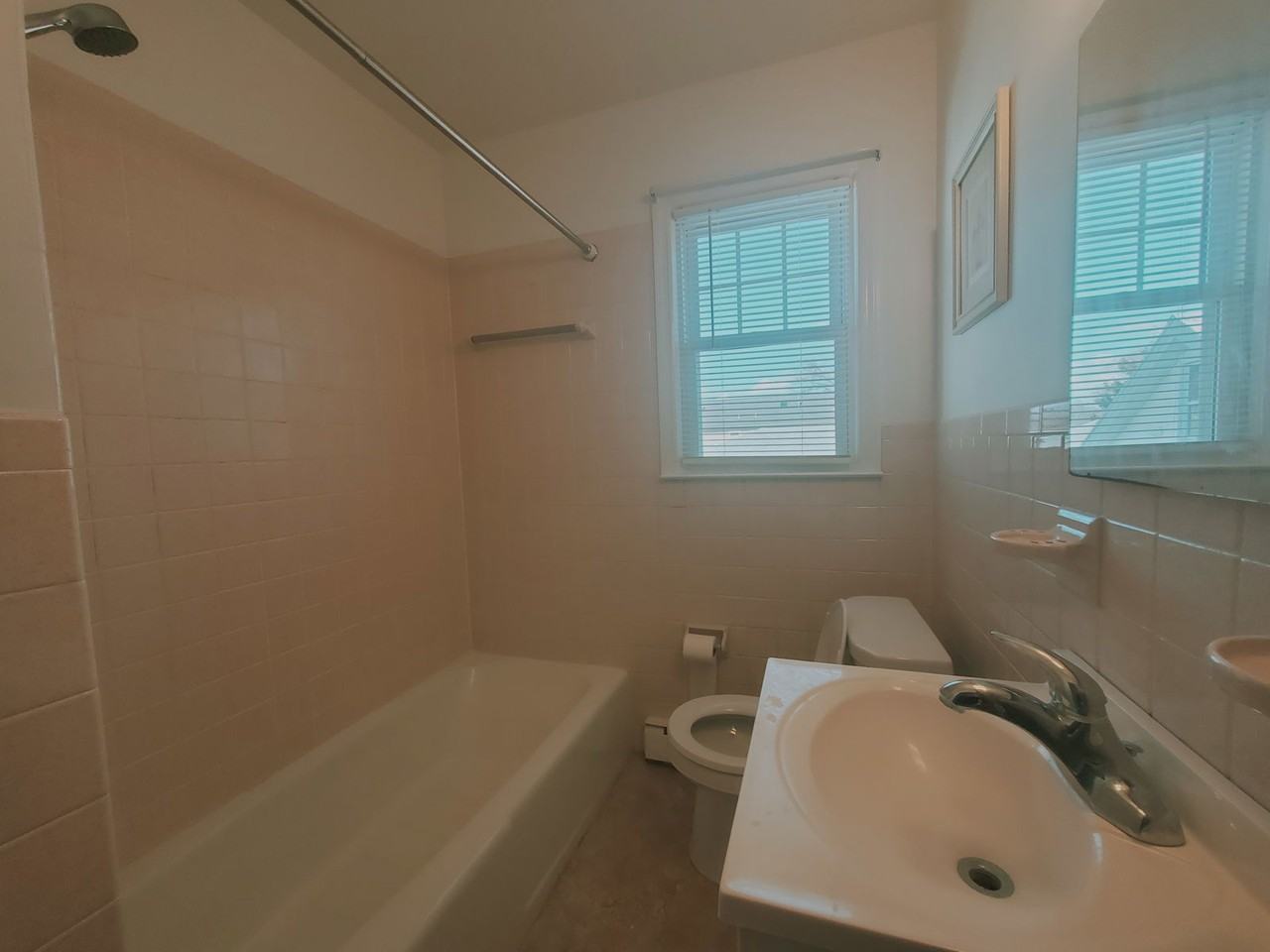 38 Horton St #2 - Photo 6 of 7