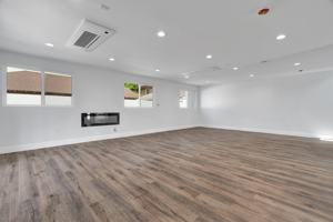 featured image of 11613 Burbank Blvd