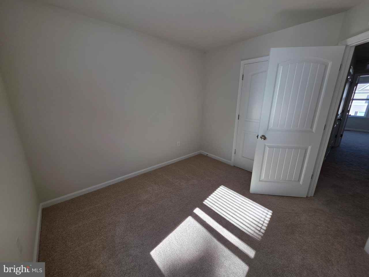 836 Mersey Ln - Photo 7 of 16