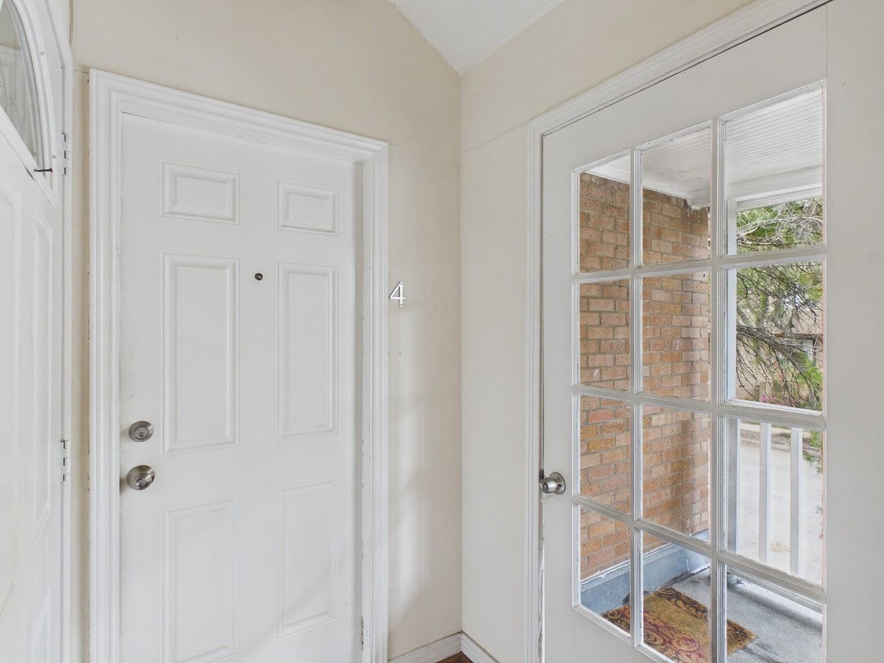 5110 Academy St - Photo 2 of 22