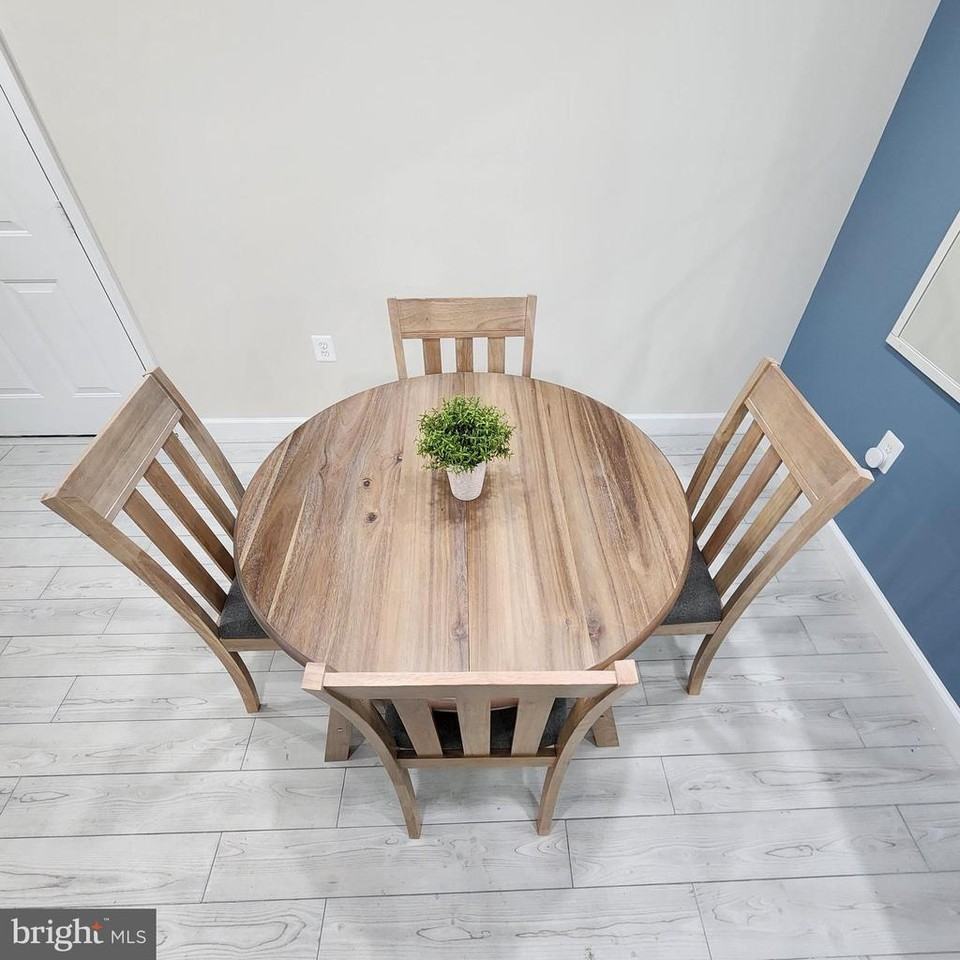 255 S Pickett St ##102 - Photo 4 of 48