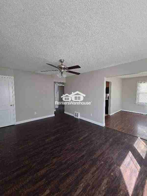 415 Ames Pl - Photo 6 of 21