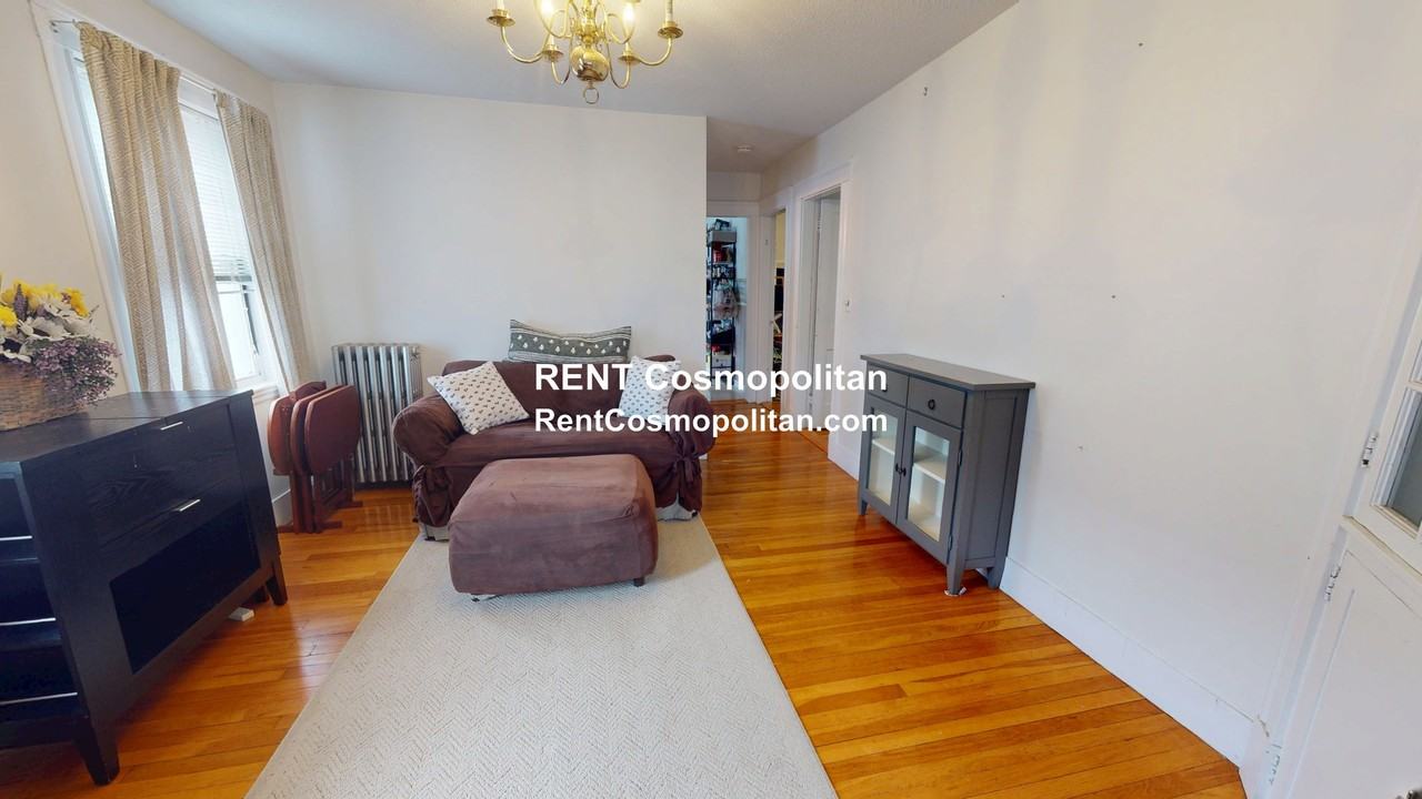 232 Washington St #1 - Photo 7 of 11