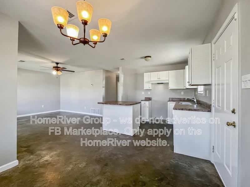 3804 Lake Park Cv - Photo 5 of 21