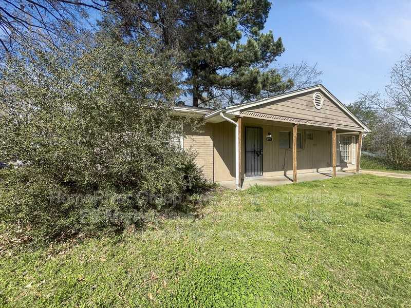 4776 Scottsdale Ave - Photo 3 of 21