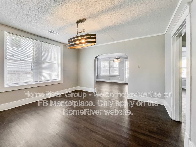 880 N Watkins St - Photo 3 of 21