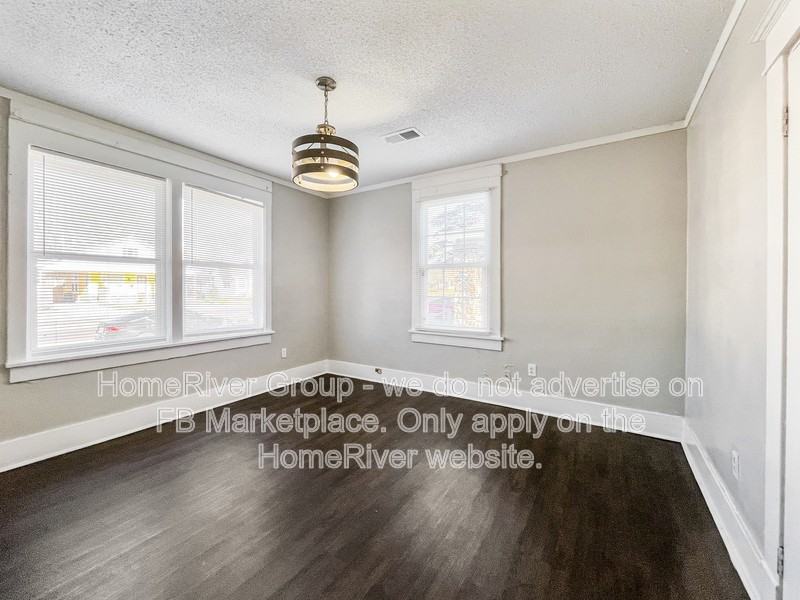 880 N Watkins St - Photo 5 of 21