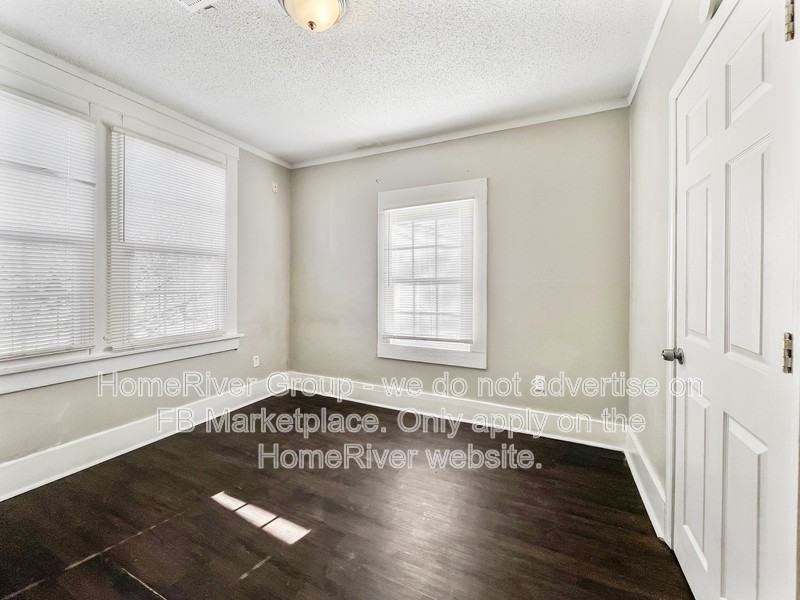 880 N Watkins St - Photo 7 of 21