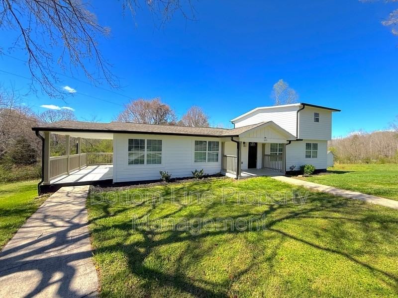 3105 Harmon Homestead Rd - Photo 3 of 25