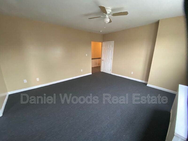 1614 68th Ave #2 - Photo 2 of 15