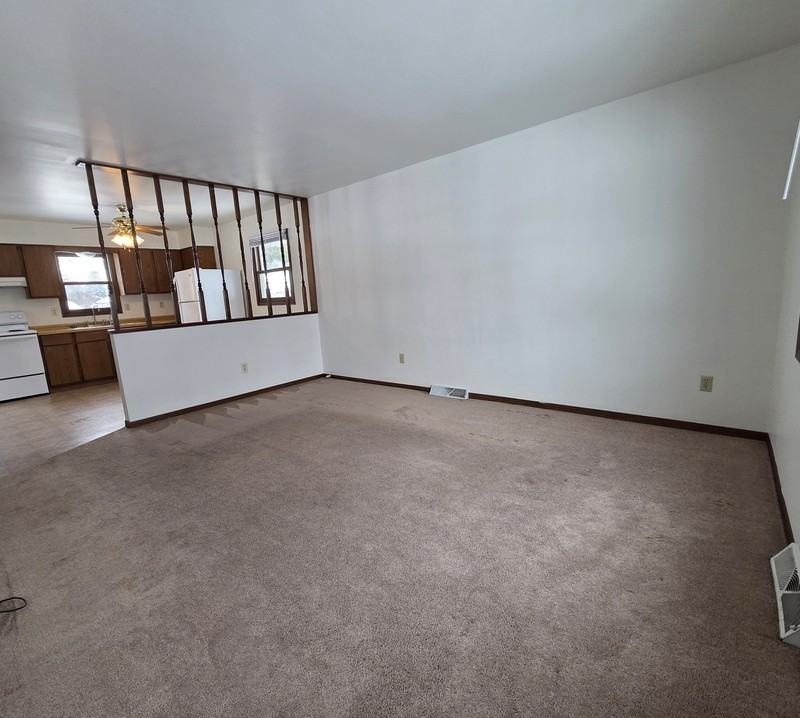 1413 1411/1 Liberty St - Photo 4 of 24