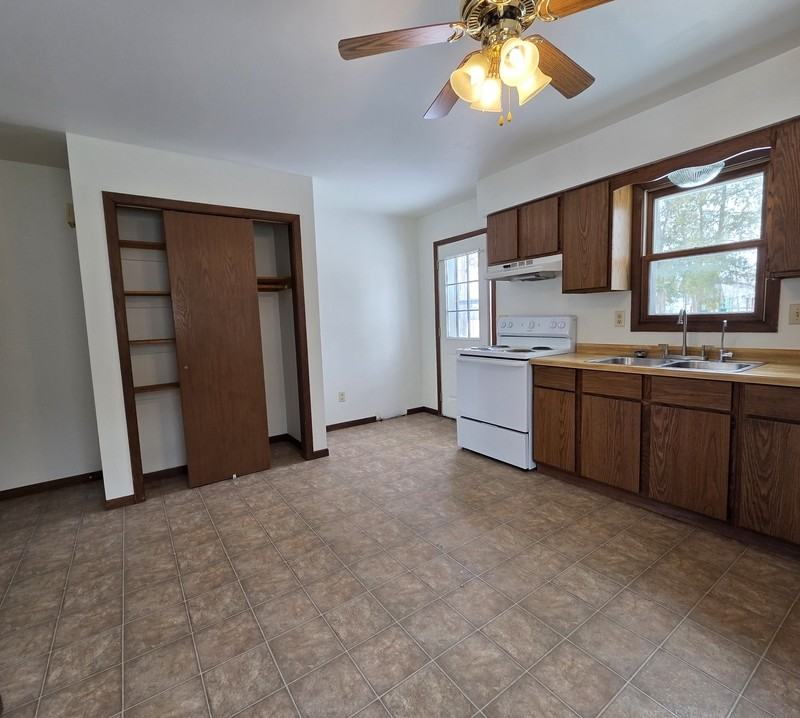 1413 1411/1 Liberty St - Photo 7 of 24