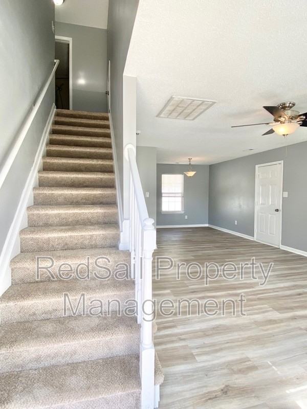 223 Gate House Rd - Photo 3 of 23