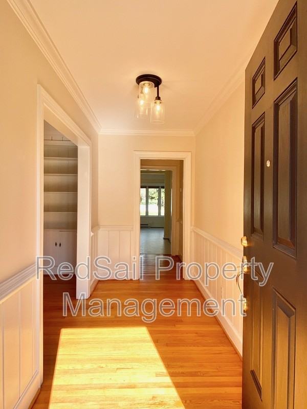 18 River Rd - Photo 3 of 27